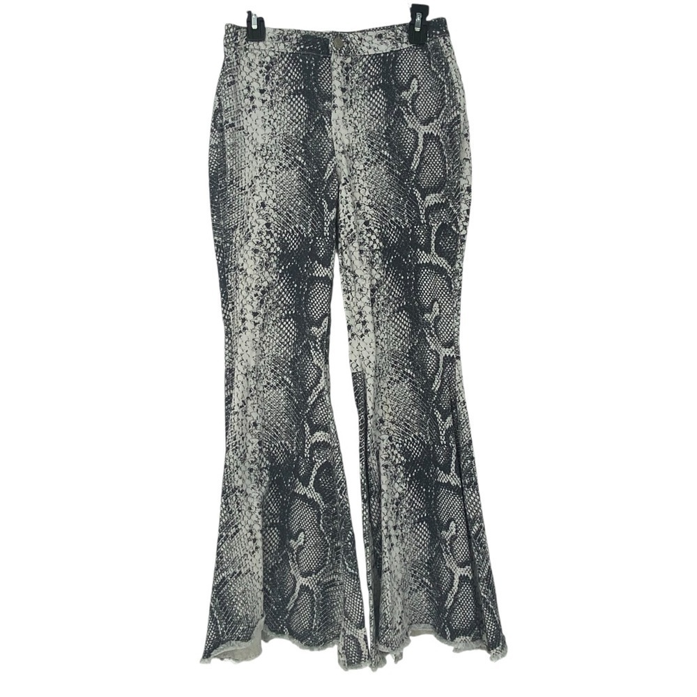 Peach Love California snake skin print stretchy bellbottom pants high waist - Picture 3 of 11